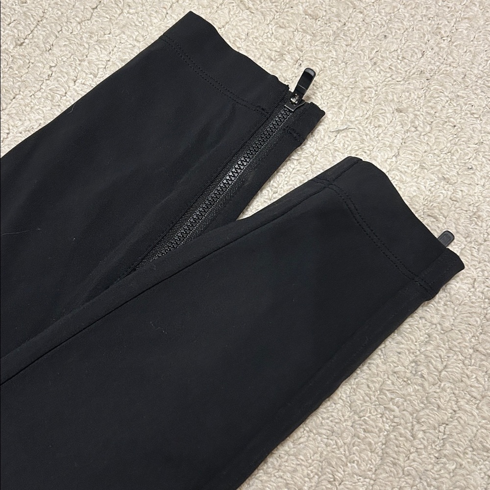 Athleta Delancey skyline legging! - Picture 5 of 9